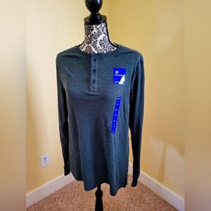 NWOT MEN'S APT 9 South Touch Long Sleeve Henley, button down.Only size tags